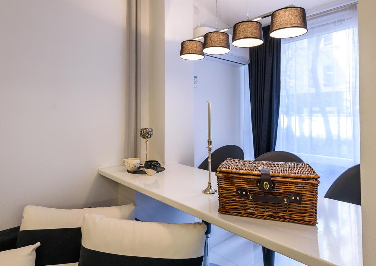 Zero-Waste Studio Apartment In Central Sofía Exterior foto